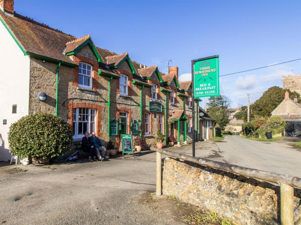 ברידפורט The Three Horseshoes Inn מראה חיצוני תמונה