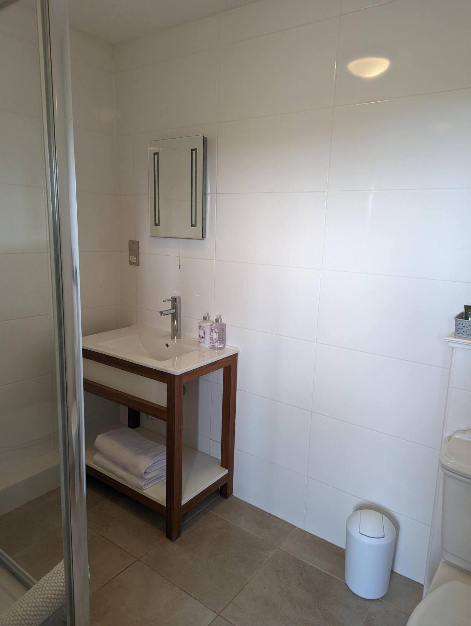 ברידפורט The Three Horseshoes Inn מראה חיצוני תמונה