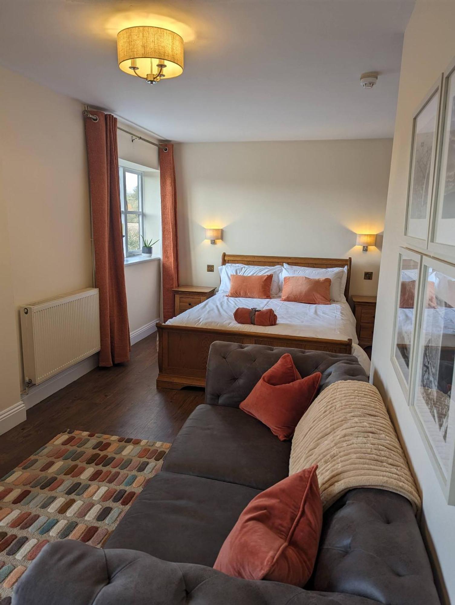 ברידפורט The Three Horseshoes Inn מראה חיצוני תמונה